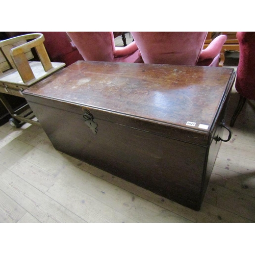 2027 - 19c TWO HANDLED TRANSPORT BOX 124 x 58 cms