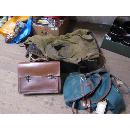 322 - SATCHELS AND BAGS