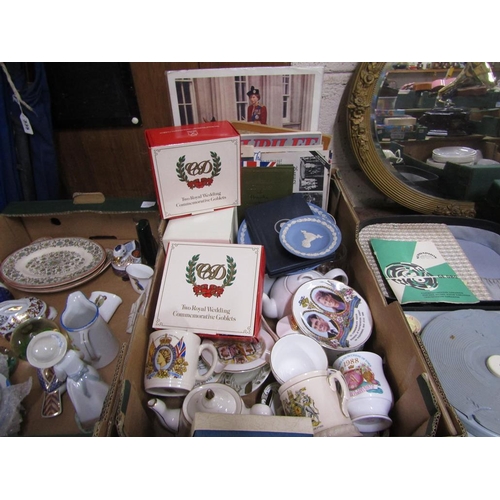 337 - BOX OF ROYAL MEMORABILIA TO INCL CERAMICS