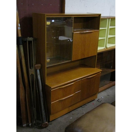 551 - TEAK WALL UNIT