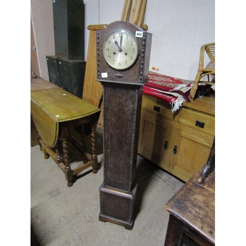 682 - GRANDMOTHER CLOCK