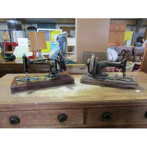 785 - VINTAGE SEWING MACHINES