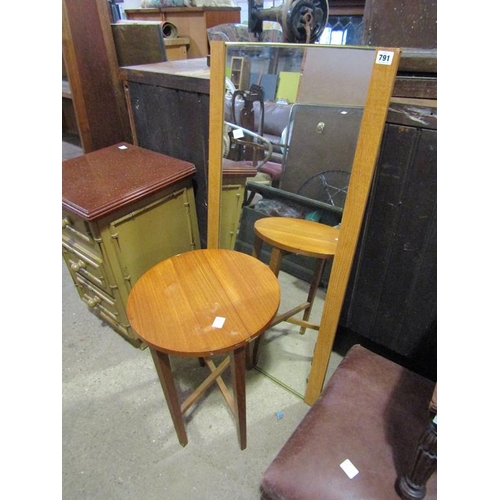 791 - SMALL TABLE AND A MIRROR