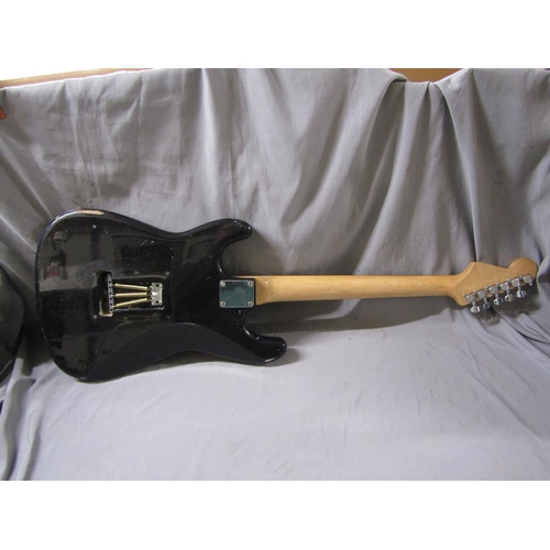 401 - ELECTRIC GUITAR