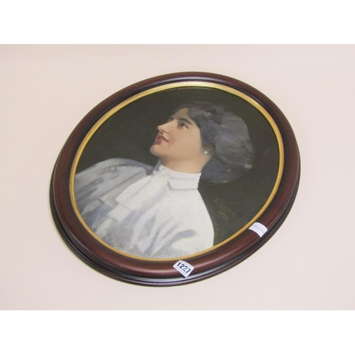 1227 - FRAMED OVAL PORTRAIT OF A LADY, 49CM X 30CM