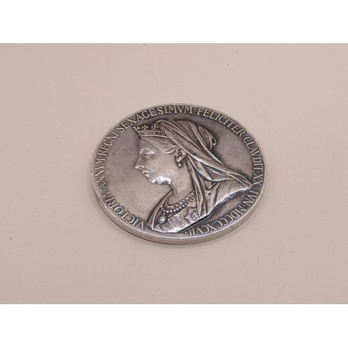 1496 - QUEEN VICTORIA DIAMOND JUBILEE MEDALLION