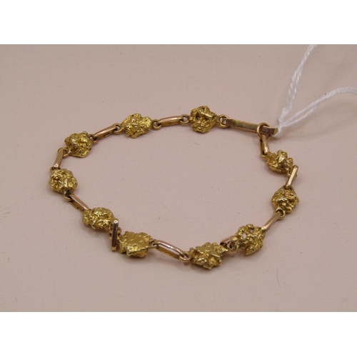 1550 - GOLD NUGGET BRACELET