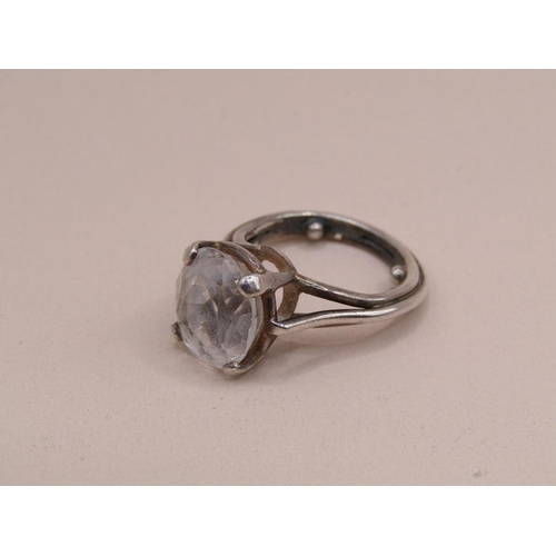 1569 - SILVER STONE SET RING SIZE H 1/2