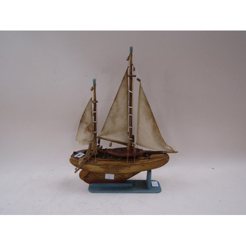 1364 - SCRATCH BUILT WOODEN SAILNG BOAT