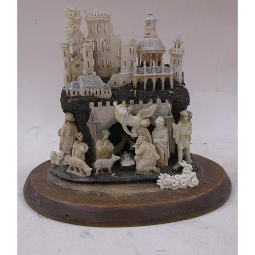 1434 - CARVED RELIGIOUS GROUP UNDER GLASS DOME, 21CM H