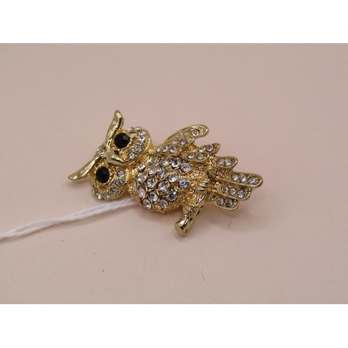 1634 - CRYSTAL OWL BROOCH