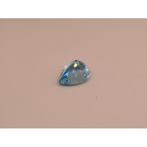 1639 - BRAZILIAN BLUE TOPAZ STONE  27.5 carats