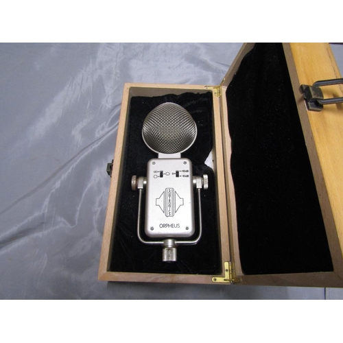 1298 - SONTRONICS PROFESSIONAL MICROPHONE ORPHEUS