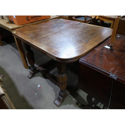 621 - 1930s OAK DRAWER LEAF TABLE