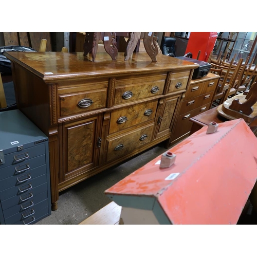 637 - VICTORIAN SIDEBOARD