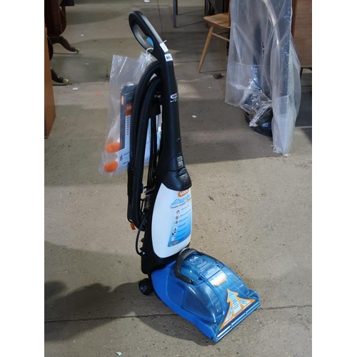 663 - WET AND DRY VACUUM CLEANER