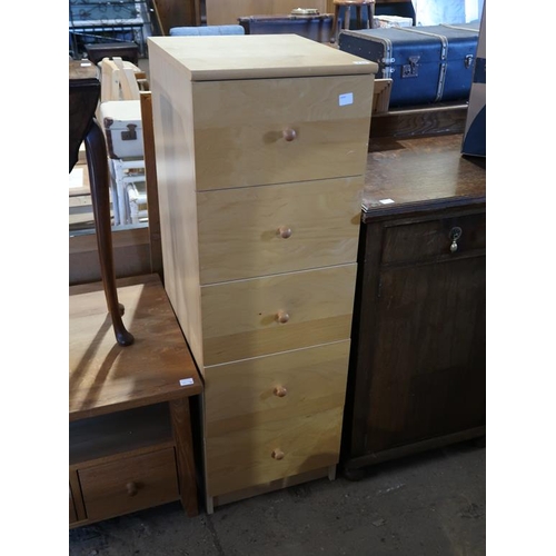 738 - MODERN CHEST OF DRAWERS