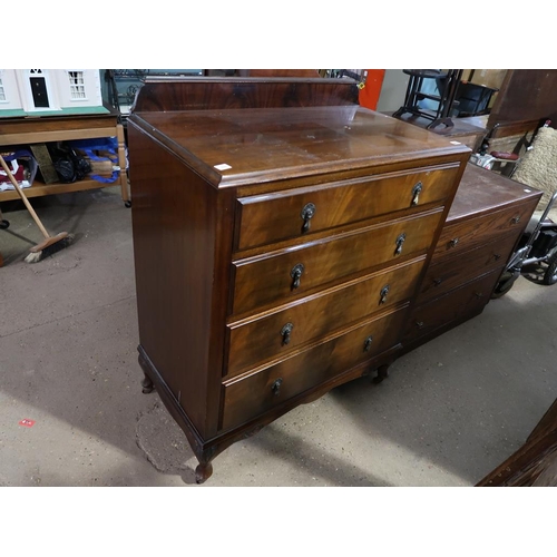 881 - EARLY 20c FOUR DRAWER CHEST