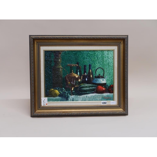 Lot 1352      