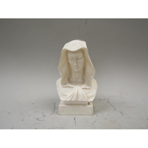 1573 - IVORINE BUST OF A LADY