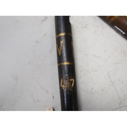 1575 - TWO TRUNCHEONS