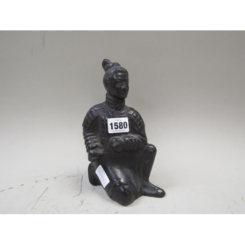 1580 - PATINATED BRONZED METAL FIGURE OF A KNEELING CHINA MAN, 22CM H