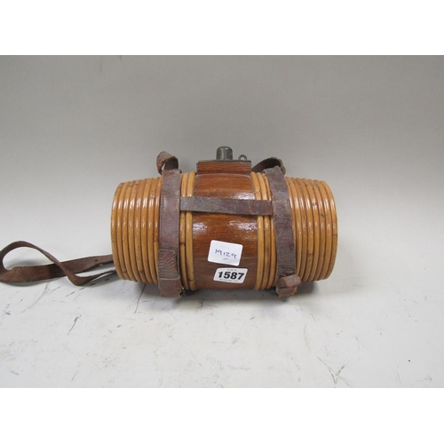 1587 - ST. BERNARD DOG LIQUEUR RESCUE CASKET WITH LEATHER FITTINGS, 24CM W