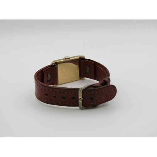 1609 - 14ct GOLD LONGINES GENTS WATCH ON BROWN LEATHER STRAP