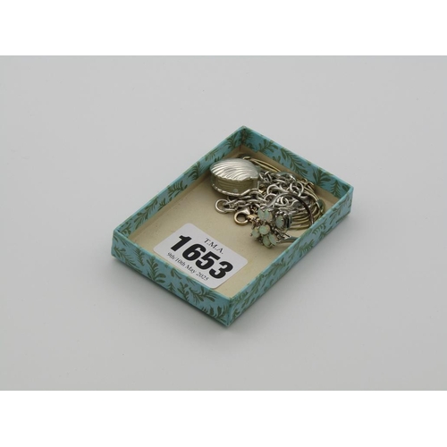 1653 - SILVER RING, BRACELET AND A NECKLACE