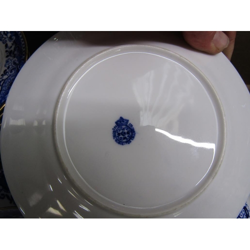 1957 - ROYAL WORCESTER BLUE AND WHITE TEA SERVICE, CUPS 6cms H