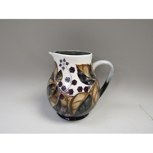 1990 - LARGE MOORCROFT BRAMBLE JUG 20cms H