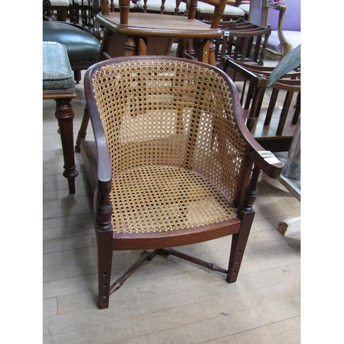 Lot 2052      
