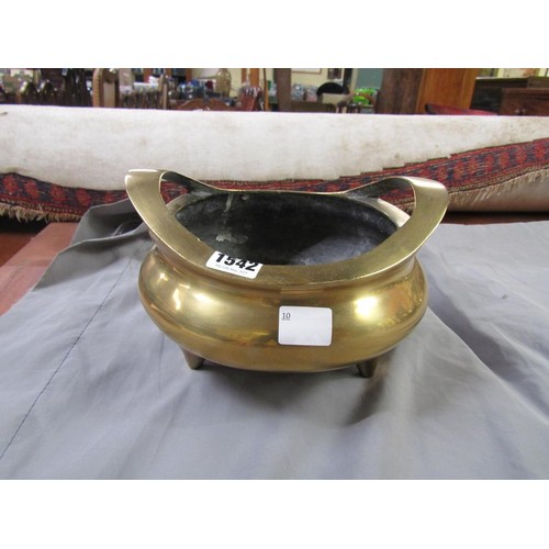 1542 - CHINESE BRONZED CENSER, 24CM W