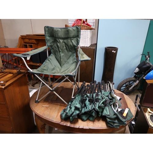 686 - QTY OF CAMPING CHAIRS