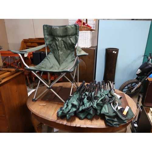686 - QTY OF CAMPING CHAIRS