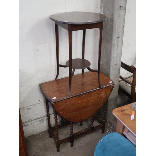 720 - OAK DROP LEAF TABLE AND AN OCCASIONAL TABLE