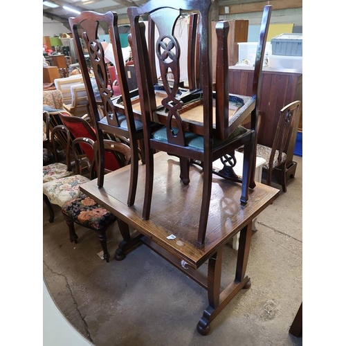 733 - OAK DRAWER LEAF DINING TABLE AND CHAIRS