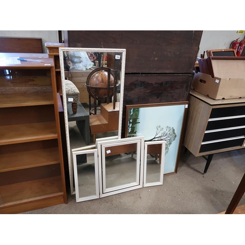 791 - TWO MIRRORS AND A PICTURE