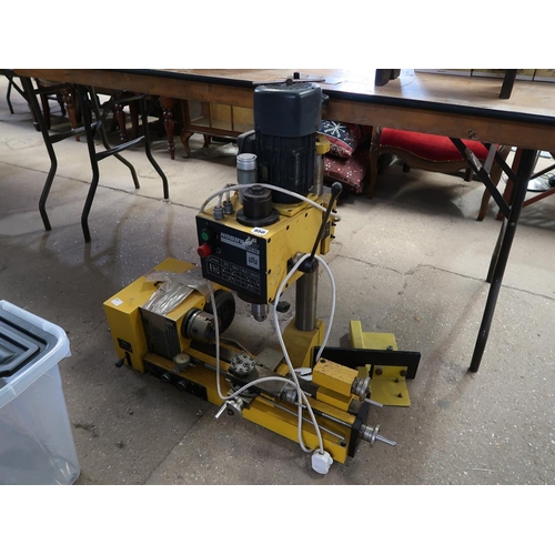 950 - PRECISION LATHE