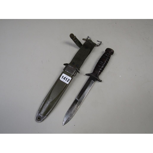 1412 - US ARMY M8A1 DAGGER AND SHEATH