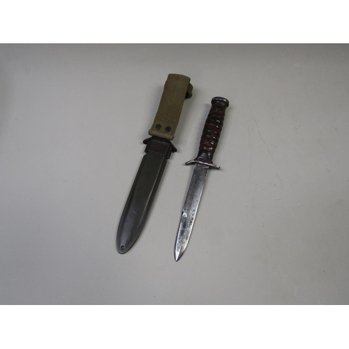 1415 - US MILITARY WW2 M8 DAGGER AND SHEATH