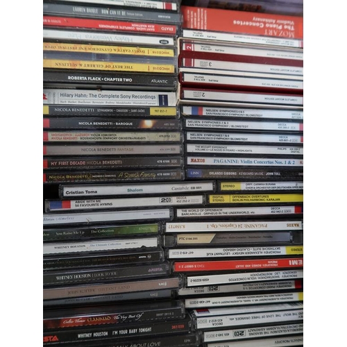 957 - LARGE QTY OF CDs