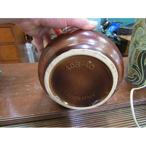 667 - THREE POTTERY ITEMS