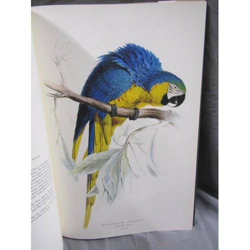 1218 - BOOK - BIRDS OF EDWARD LEAR.  A SELECTION OF THE 12 FINEST BIRD PLATES OF THE ARTIST, EDITED AND INT... 