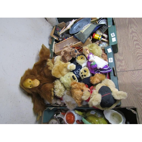 157 - BOX OF CUDDLY TOYS