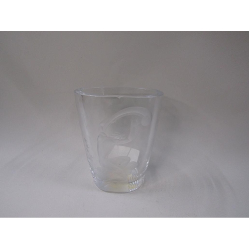 1906 - ENGRAVED GLASS BOWL, A/F CHIP TO RIM