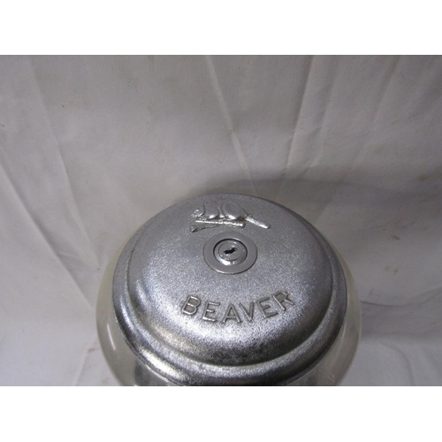 17 - SWEET DISPENSER