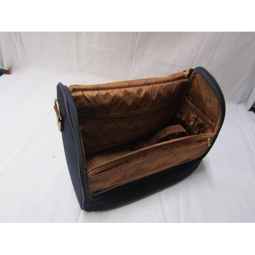 58 - ANTLER TRAVEL CASE
