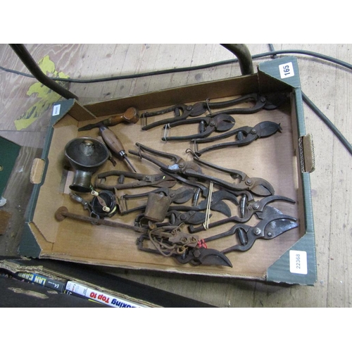 165 - BOX OF VINTAGE TIN SNIPS ETC
