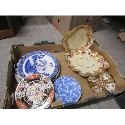 325 - BOX OF PLATES